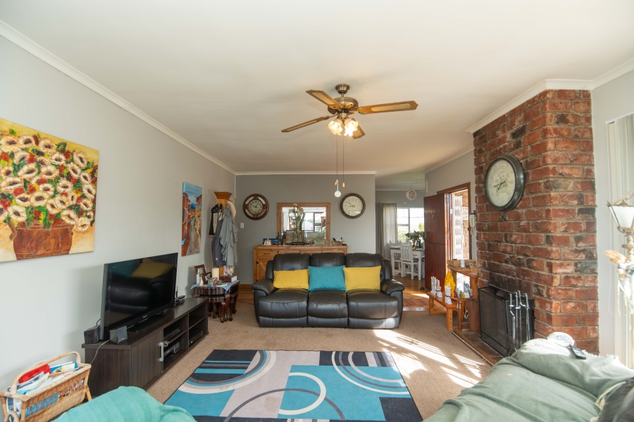 4 Bedroom Property for Sale in Fernglen Eastern Cape